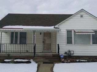 810 Bell St, Beatrice, NE 68310
