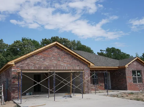 5404 Lotus St, Jonesboro, AR 72404