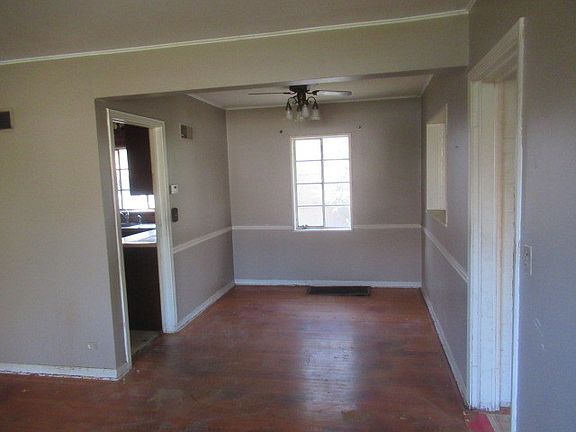 5th image of 1052 Greenwood Ave