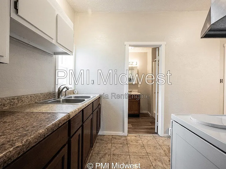 133 Pratt St #1 — Photo 14