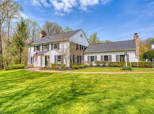329 Timberidge Trl, Gates Mills, OH 44040
