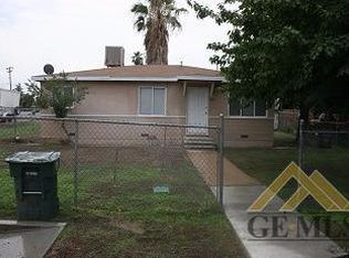 901 Snyder Ln, Bakersfield, CA 93304