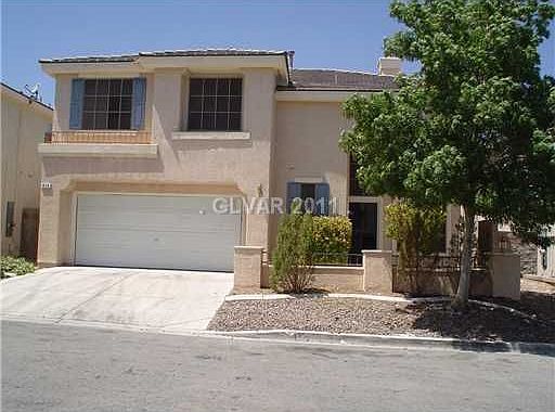 2nd image of 913 Siena Hills Ln