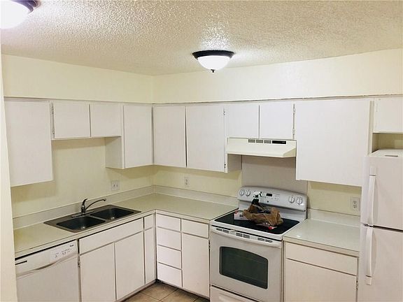 5th image of 2313 Trellis Pl #2313