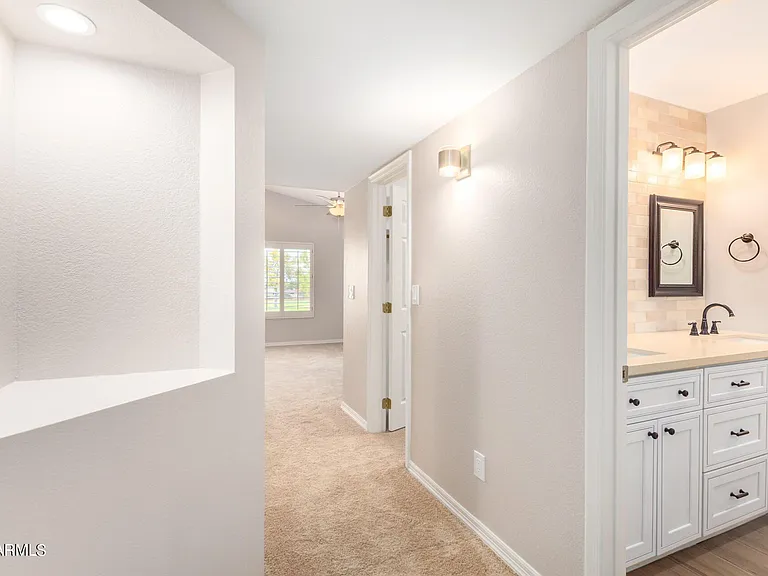 2322 S Rogers Cir #18 — Photo 20