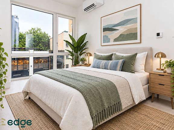 5th image of 344 Lorimer St #5A