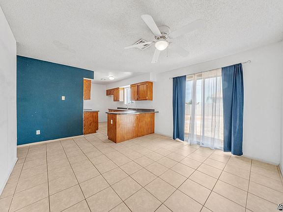 5th image of 1718 S 47th Dr