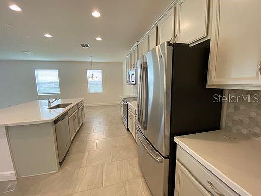 5th image of 4913 Blanche Ct
