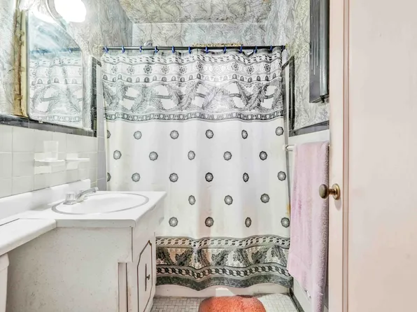 26-20 141st Street image 21 of 22