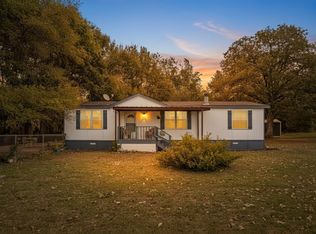 235 Wonder Dr, Springtown, TX 76082