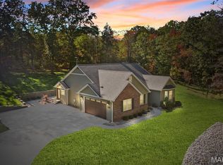 6576 S Lakeshore Dr, Hillsboro, MO 63050