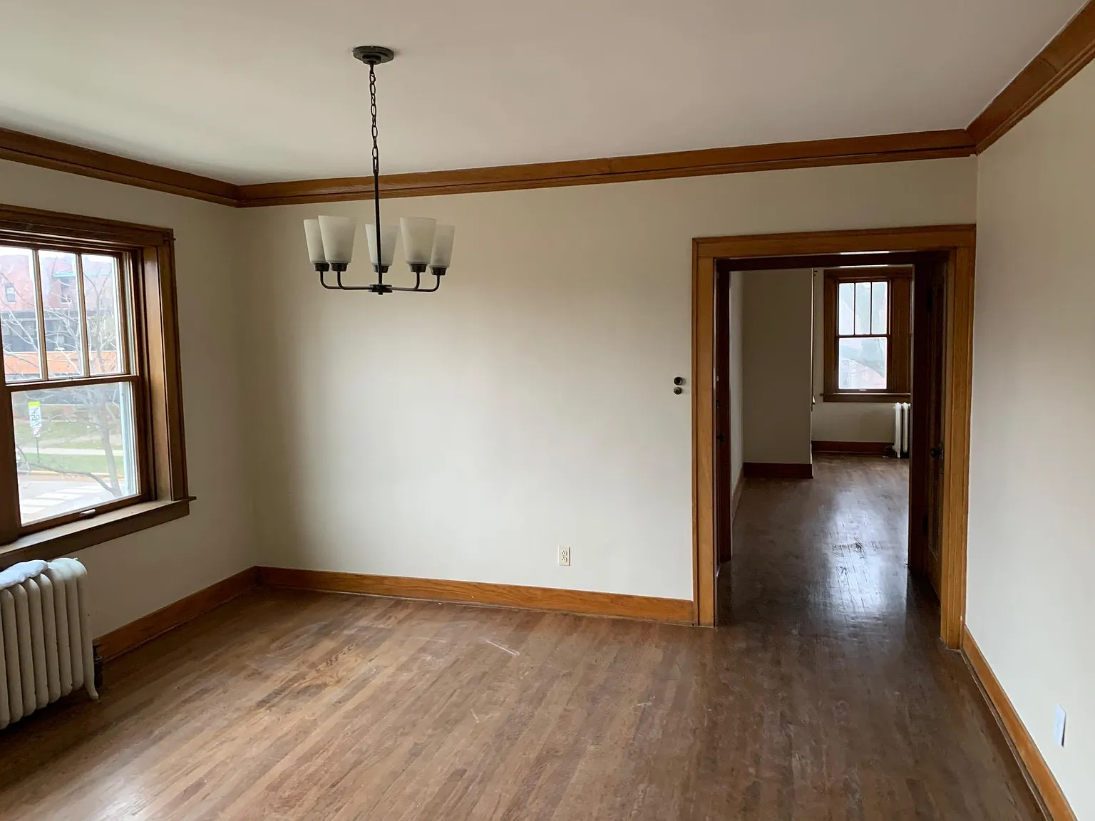 2 bed, 1050 sqft, $2,400 — Photo 4
