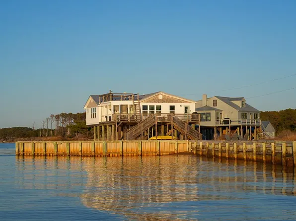 24227 Thicket Point Ln, Onancock, VA 23417