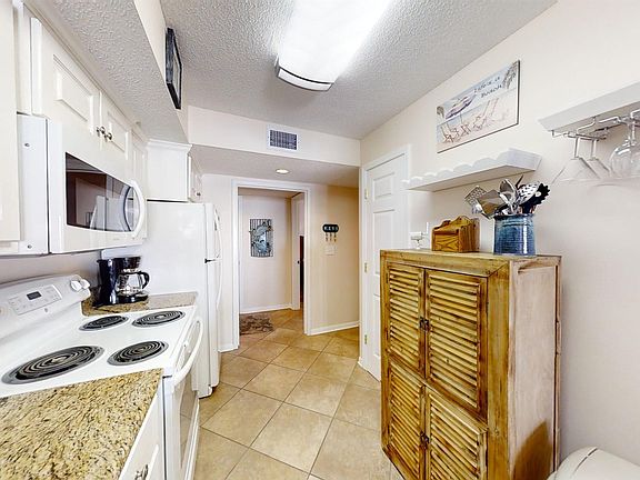 4th image of 969 W Beach Blvd APT 1501