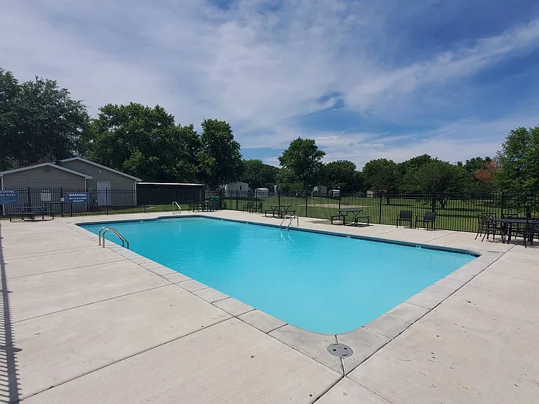 2320 E Macarthur Rd #P13 — Photo 13