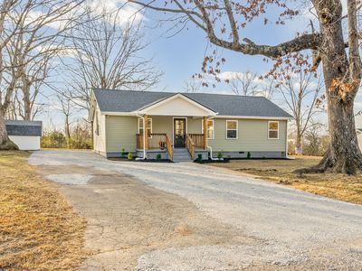 426 Eastside Dr, White Bluff, TN, 37187