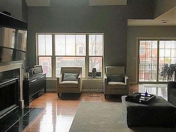 3rd image of 155 Allenhurst Ave #43