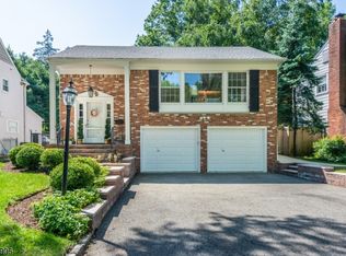 20 Marquette Rd, Montclair, NJ 07043