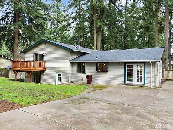 2nd image of 4605 Timberline Drive SE
