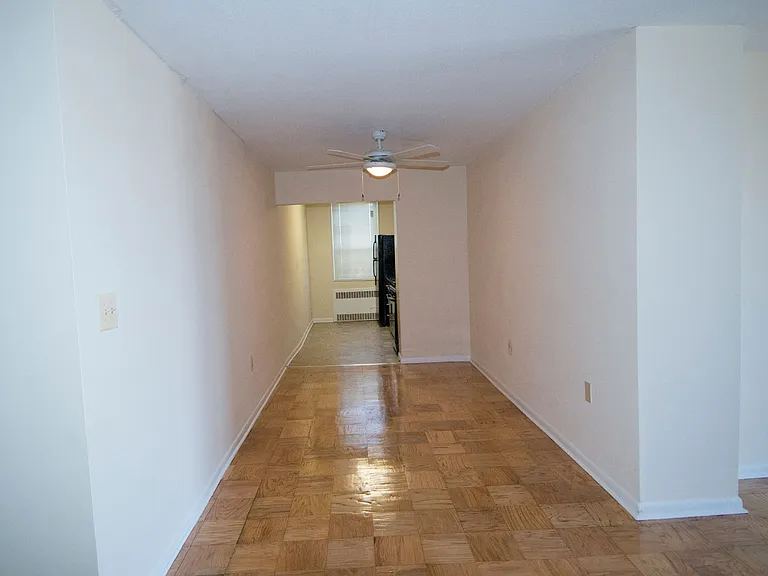 Steward Tower Apartments — Photo 49