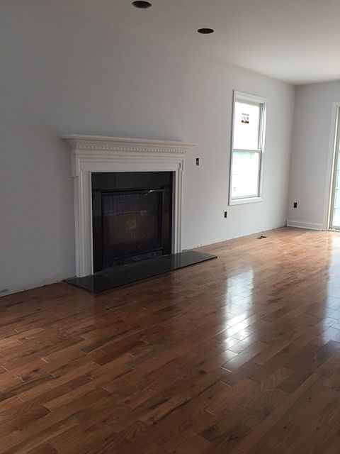 2nd image of 102 Fairchild Ave
