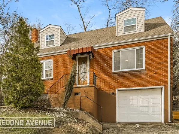 12341 Maple Ln, North Huntingdon, PA 15642
