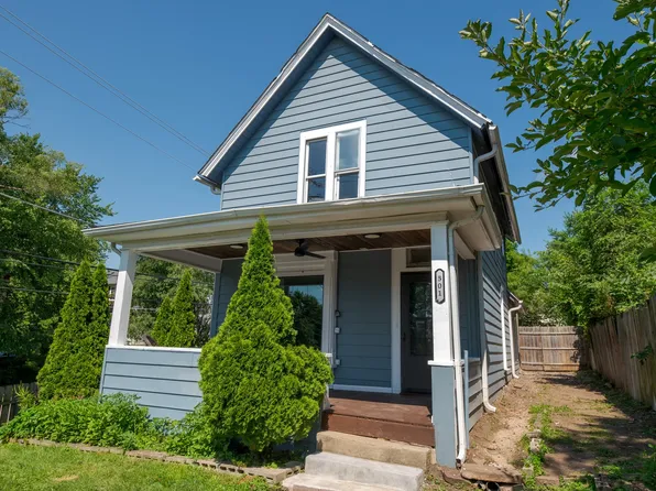 501 Raymond St, Elgin, IL 60120
