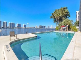17600 N Bay Rd #N801, Sunny Isles Beach, FL 33160