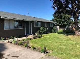 920 East St, Independence, OR 97351
