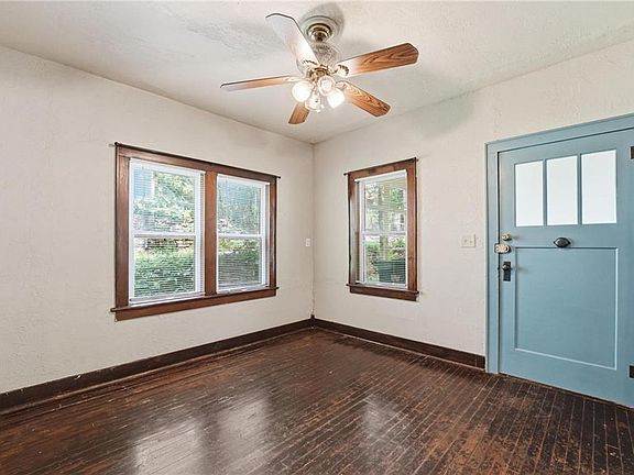 3rd image of 2028 Bristow Ave