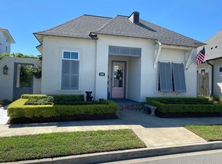 206 Montego Bay Dr, Youngsville, LA 70592