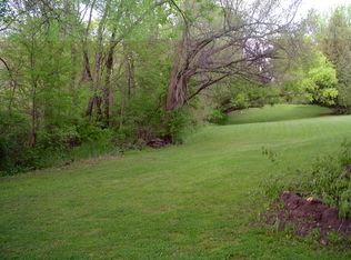 916 Black Partridge Rd, McHenry, IL 60051