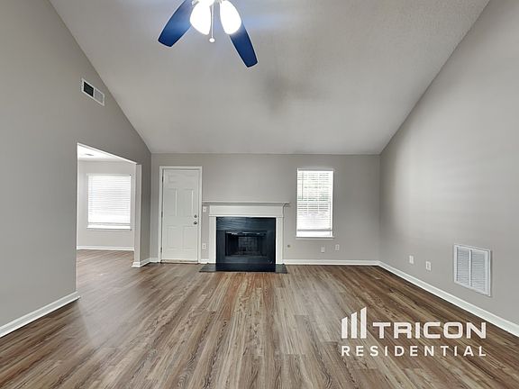 2nd image of 3480 Cameo Ct