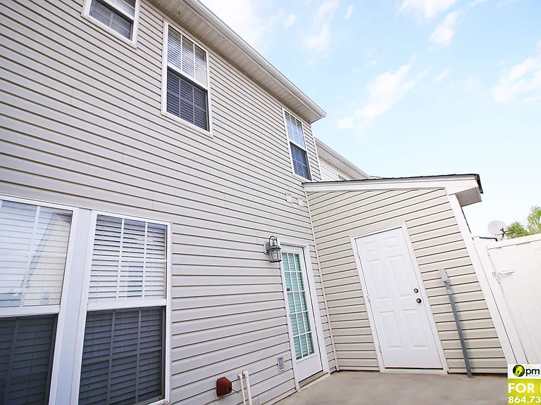 153 Spring Crossing Cir — Photo 32