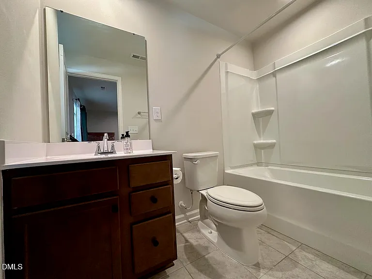 921 Romeria Dr — Photo 29
