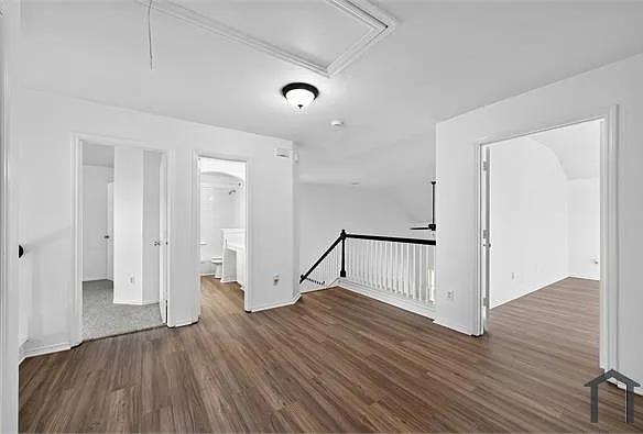 1009 Youkum Ct — Photo 31
