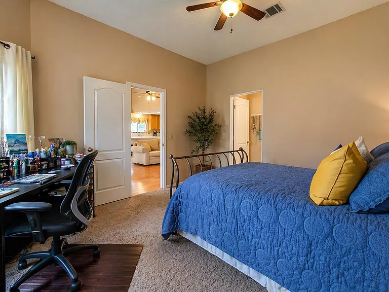 12900 Medina River Way — Photo 11