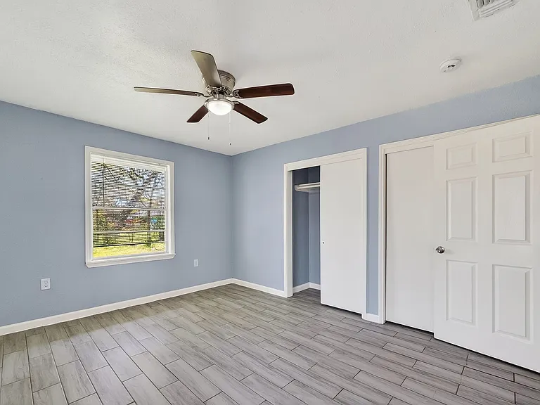 6022 Lyndhurst Dr — Photo 13