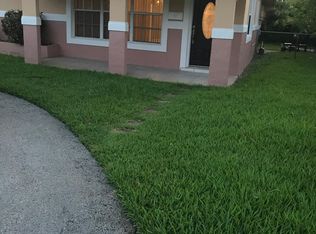 2812 Alcazar Dr, Miramar, FL 33023