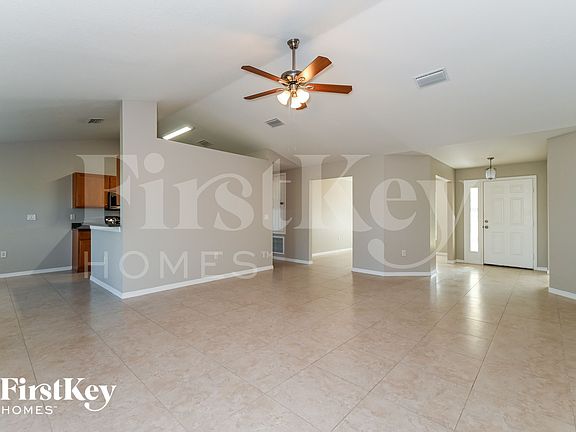 5th image of 1920 NW 24th Ave