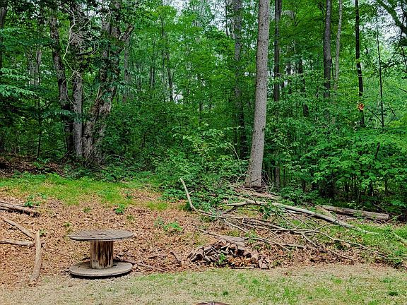 5th image of 109 Bluff Rd