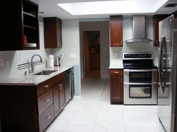 4th image of 6676 Easton Dr
