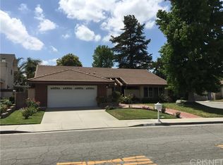 25697 Lochmoor Rd, Santa Clarita, CA 91355