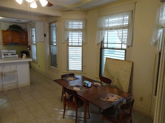5th image of 3114 Avenue Q
