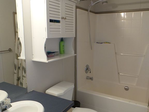 Main Bath