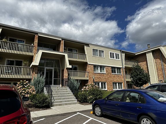 4th image of 7412 22nd St W #315