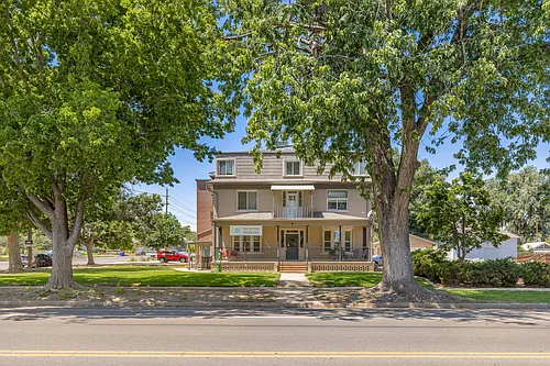 1427 9th Ave #6 Photo 1