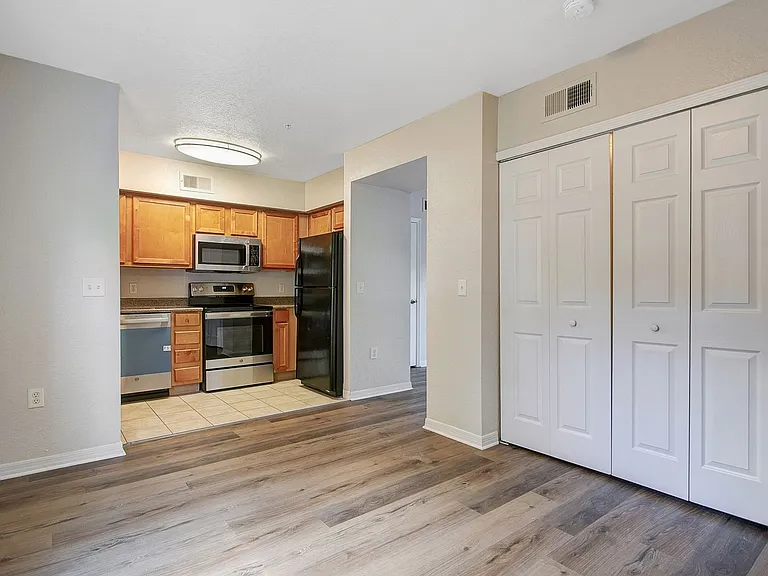 3656 N Goldenrod Rd — Photo 19