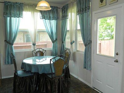5th image of 141 Conway Castle Dr