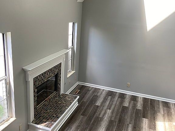 3rd image of 10269 Orchard Hill Ln
